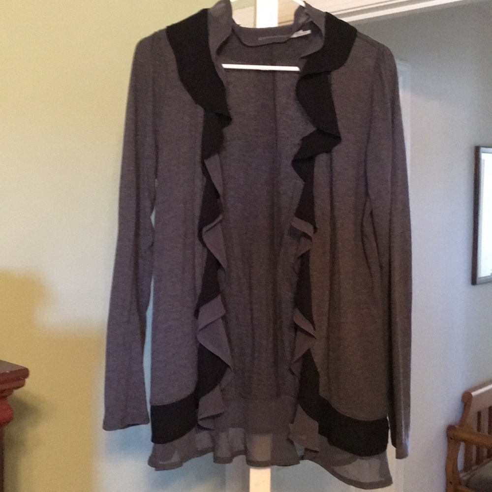 Cute ruffles cardigan